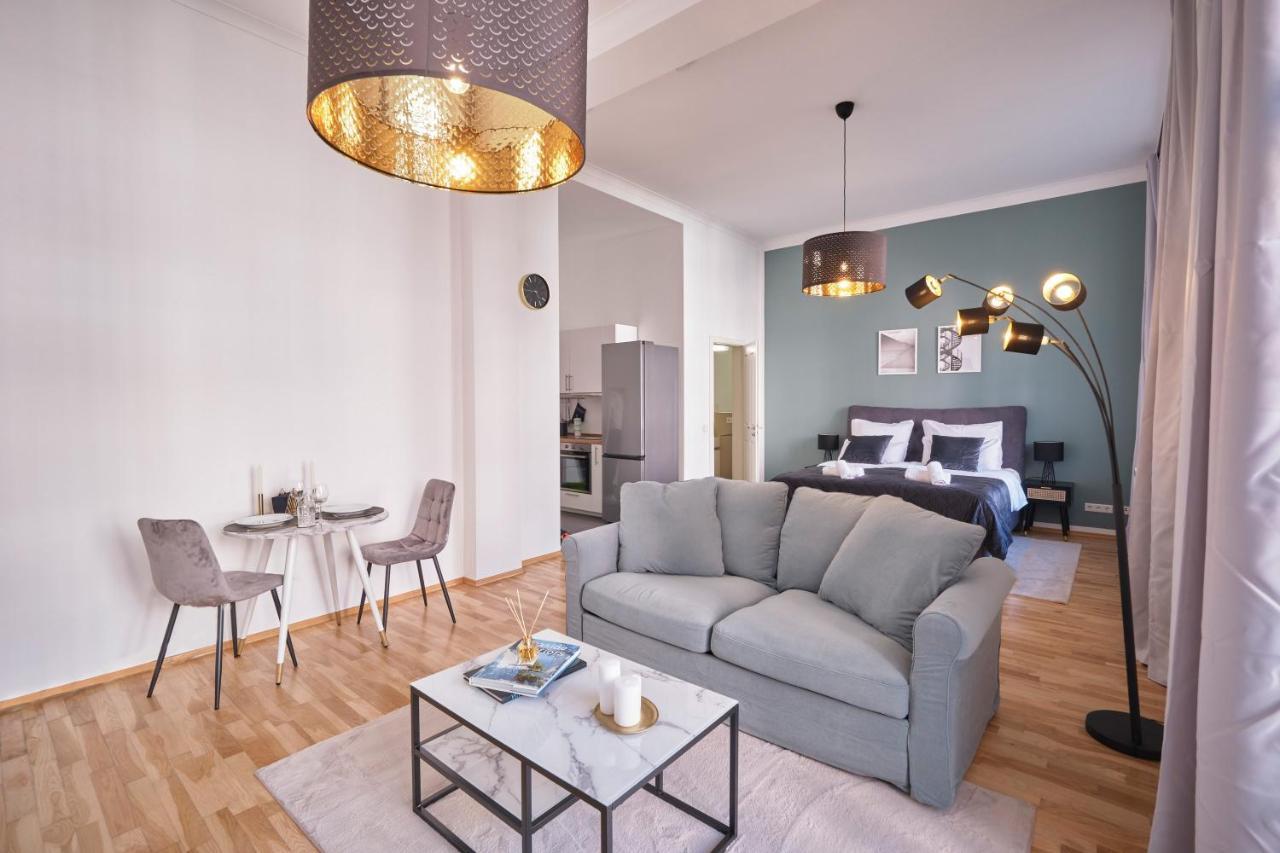 Historisches Deluxe Apartment Im Marianum Neuss Luaran gambar