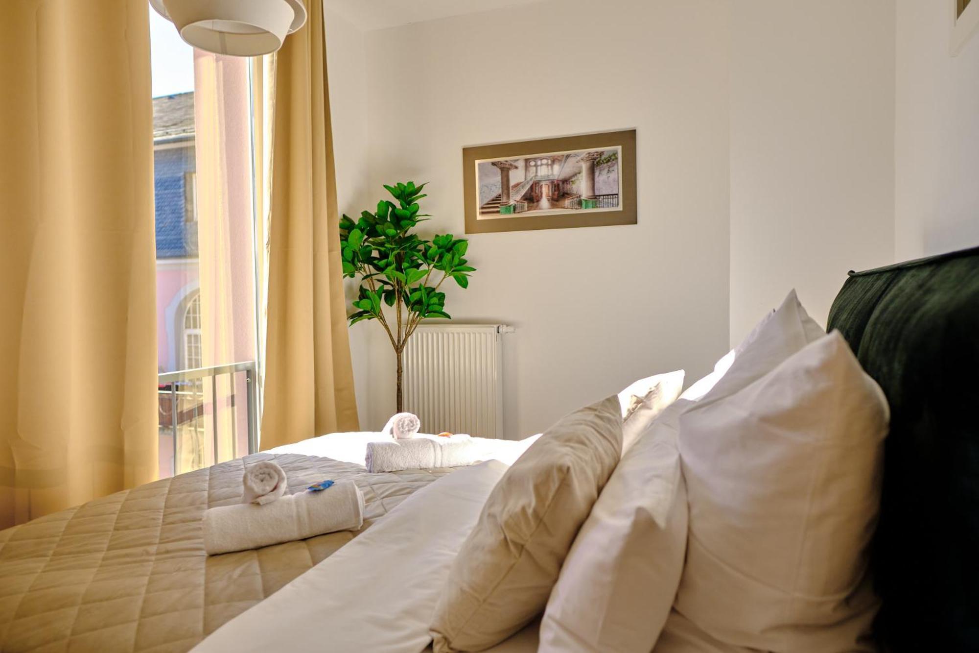 Historisches Deluxe Apartment Im Marianum Neuss Luaran gambar