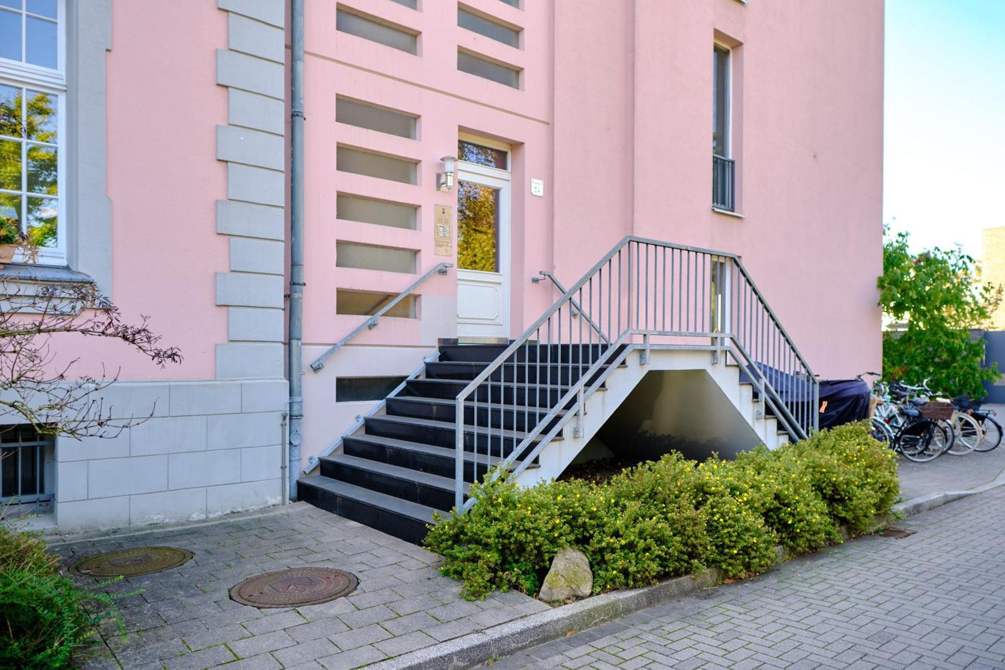 Historisches Deluxe Apartment Im Marianum Neuss Bilik gambar