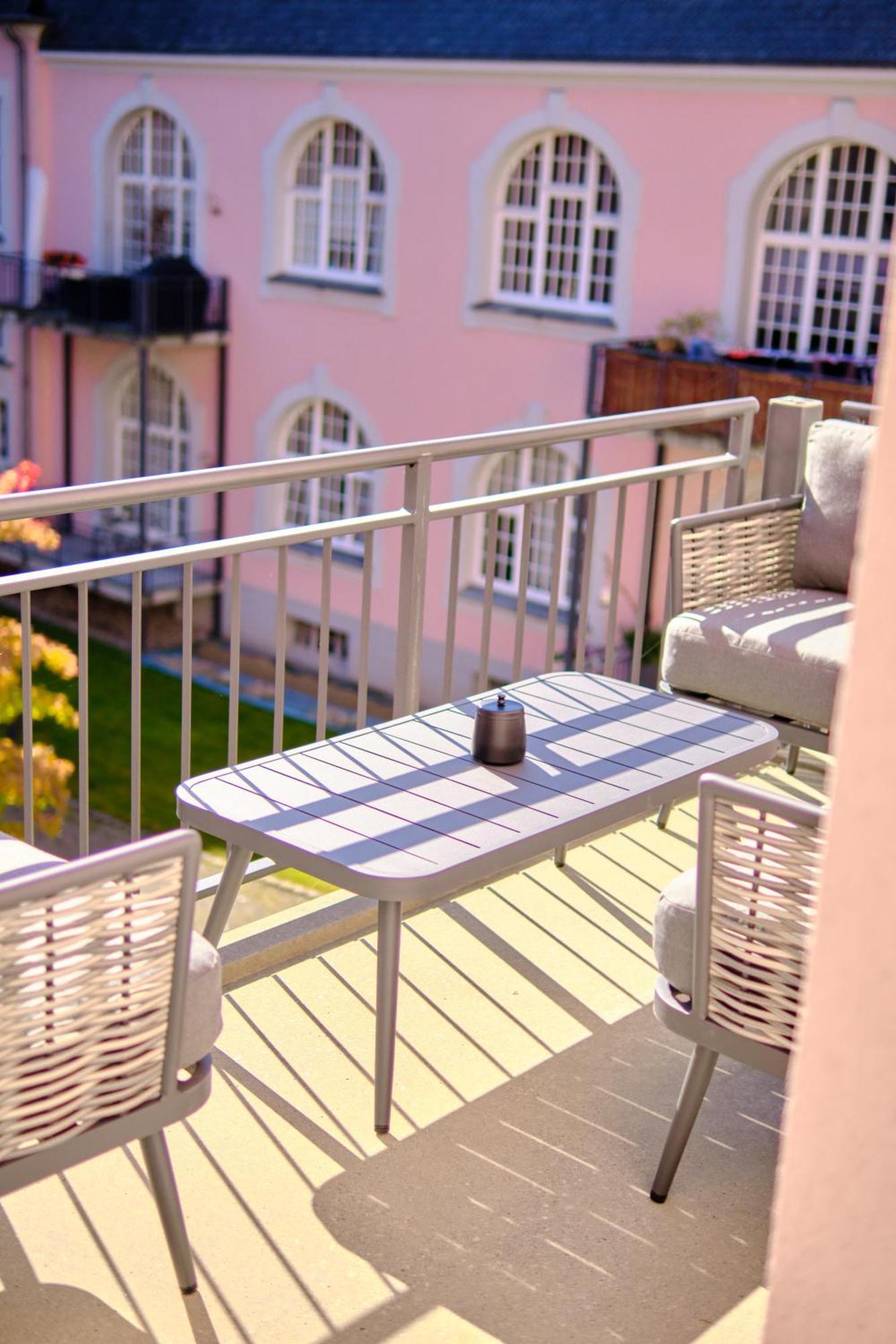 Historisches Deluxe Apartment Im Marianum Neuss Luaran gambar